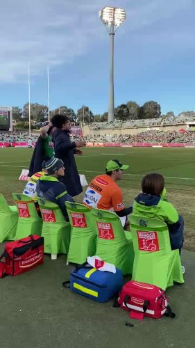 The reaction from the bench to Hudson Young’s try!  #WeAreRaiders ...