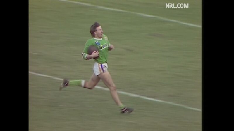 Video: 40 year Friday: Bellamy scores brilliant try