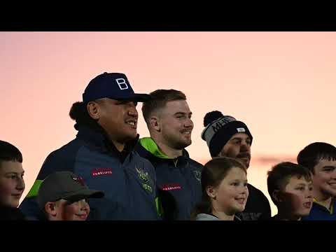 Video: Raiders visit junior clubs
