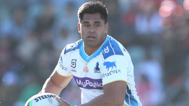 Dolphins boost forward depth with signing of Titans prop: NRL Transfer Centre