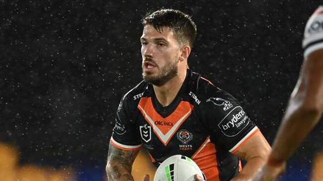 NRL 2022: Oliver Gildart signs with Dolphins, signings news, top 30 rosters, every NRL contract, Canberra Raiders