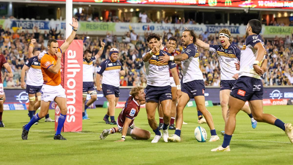 Canberra Stadium officials deploy more staff, machines after major parking delays