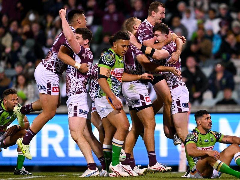 Ricky Stuart has challenged his Raiders to bounce back from their Manly flogging against Souths. (Lukas Coch/AAP PHOTOS)