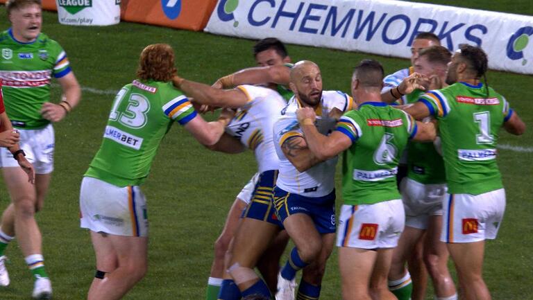 NRL 2023: news, scores, Canberra Raiders vs. Parramatta Eels, Corey Horsburgh sin binned for fight, Ryan Matterson, video