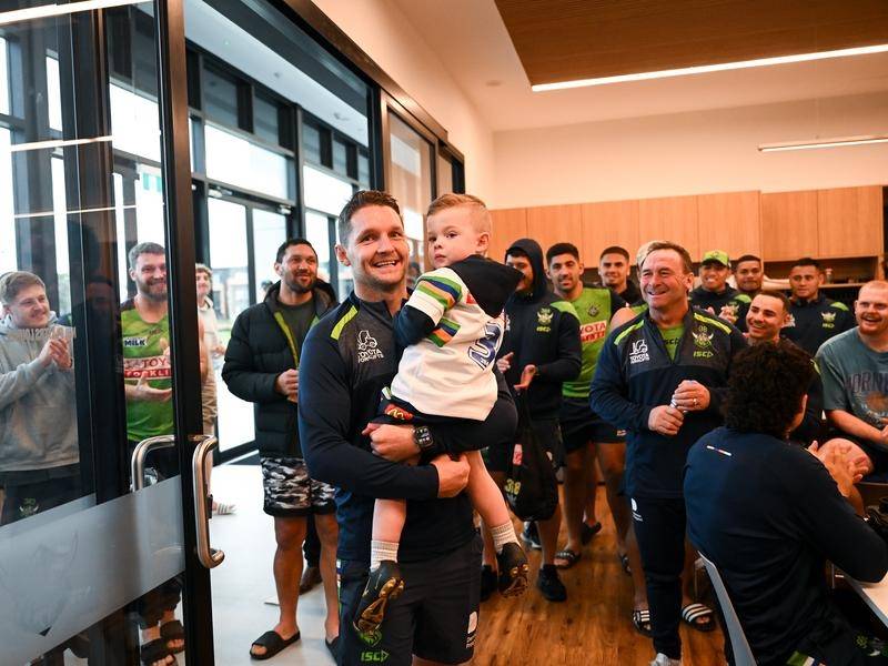 A bumper crowd is expected in Canberra to watch Jarrod Croker play his 300th game for the Raiders. (Lukas Coch/AAP PHOTOS)