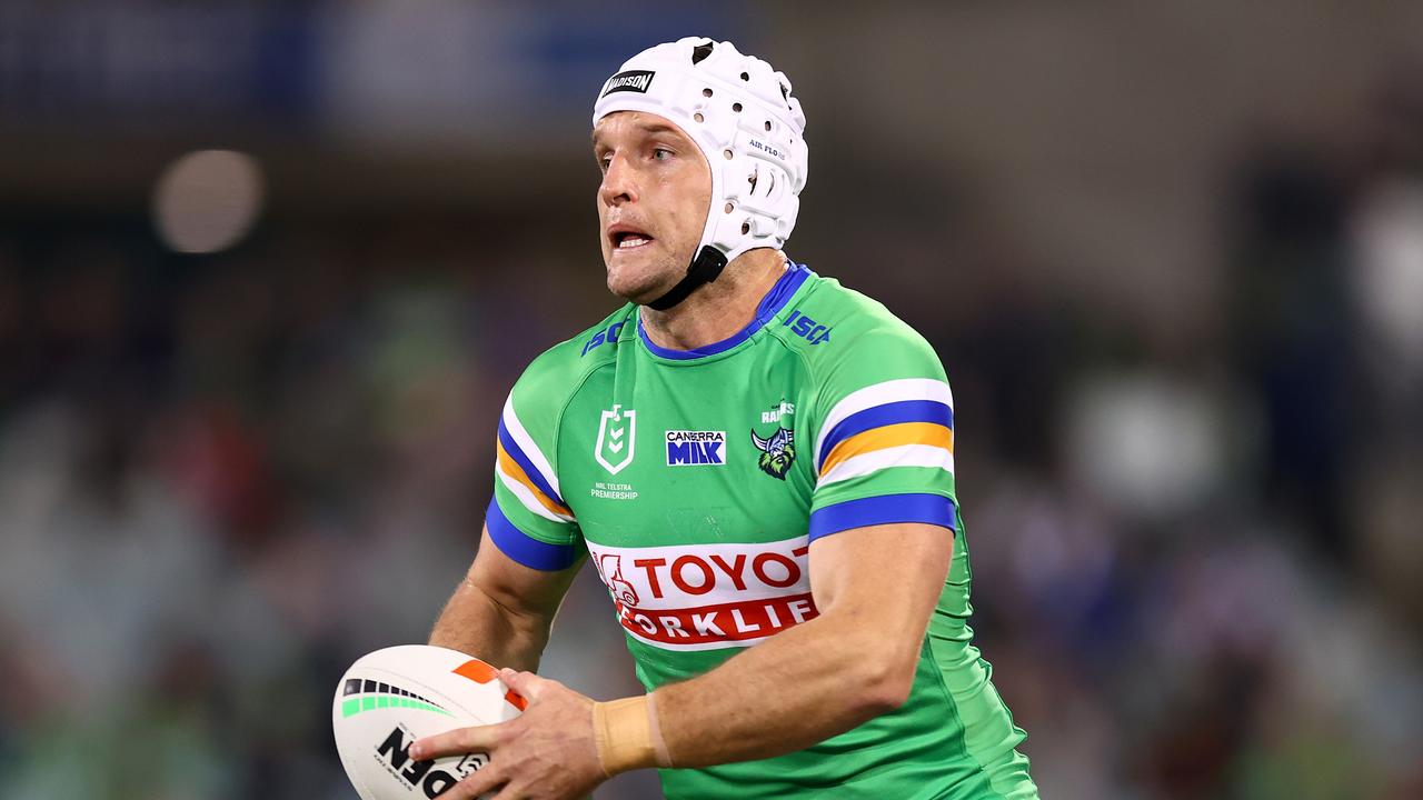 LIVE NRL: Croker to celebrate 300th milestone as Raiders host Warriors