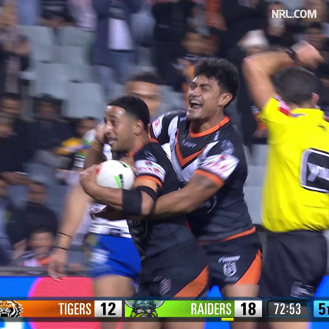 VIDEO | NRL: WAKEHAM TIES IT UP!  #NRLTigersRaiders ...