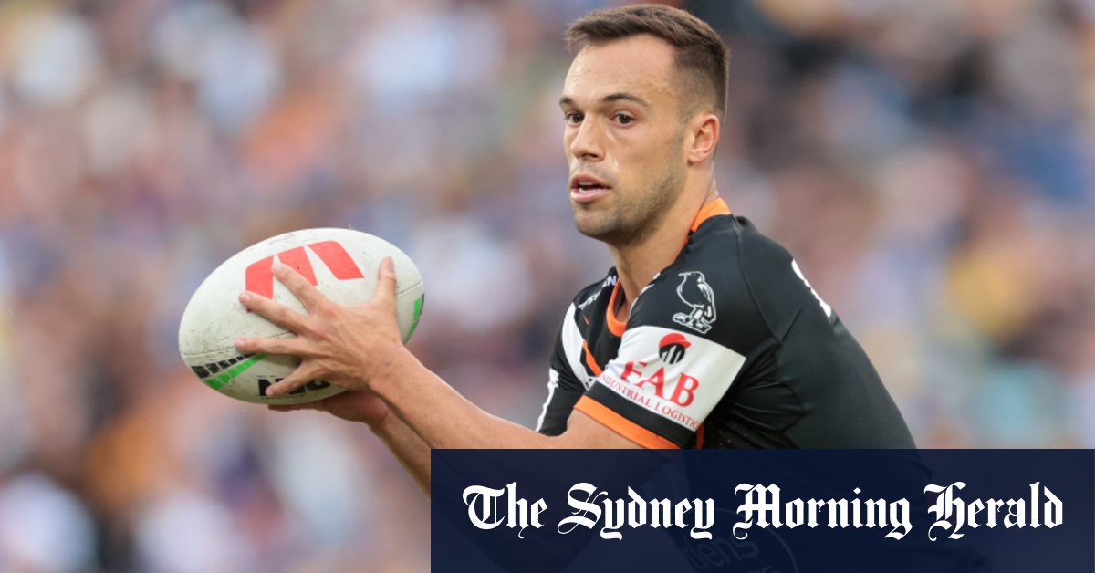 Tigers want answers after shove on Brooks in Raiders’ great escape