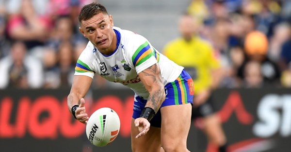 1 Levi and Savage: Warriors Beware
2 Raiders' Dynamic Duo: Injury Countdown Begins
3 Canberra's Levi and Savage: Battle Wounds Revealed
4 Injury Alert: Raiders' Levi and Savage
5 Warriors' Nightmare: Raiders' Levi and Savage