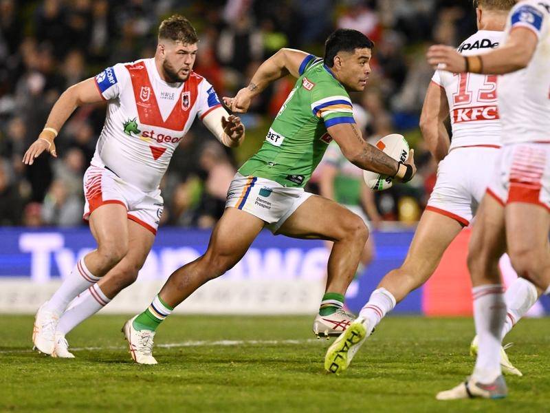 St George Illawarra struggled to contain Matt Timoko in their 36-26 defeat by Canberra. (Dean Lewins/AAP PHOTOS)