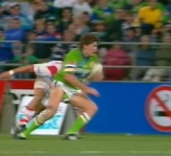 VIDEO | Impressive effort from Brett Mullins in 1993!