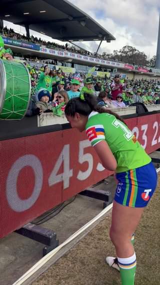 Things you absolutely love to see! Another Soliola on the  #WeAreRaiders #NRLW...