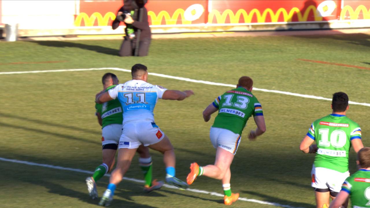 ‘Surely that’s four points’: Titans denied try on halftime after ‘controversial’ Bunker call