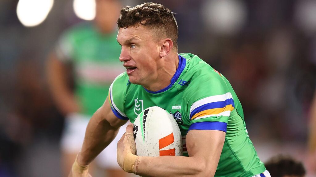 NRL LIVE: Raiders name Wighton replacement in must-win clash against Bulldogs