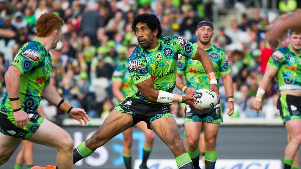 Soliola's heartfelt move to Newcastle for family's sake
