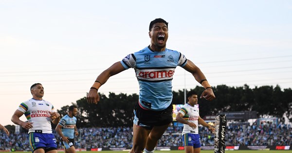 Kris sent off as Sharks overcome Raiders