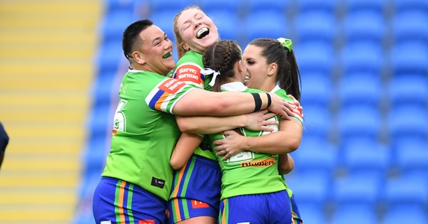 Raiders keep finals hopes alive with big win over Cowboys