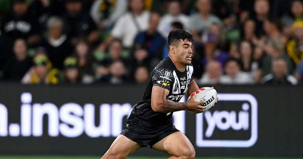 Kangaroos too strong for Kiwis in Melbourne