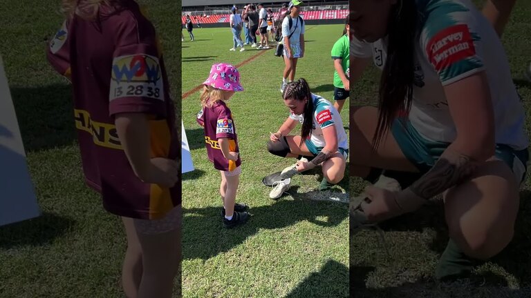 A special moment for a young fan thanks to Mads! 👏 #WeAreRaiders #NRLW #CanberraRaiders