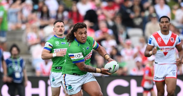 Raiders keep finals hopes alive with comeback win over Dragons