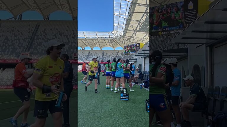 Apii’s teammates react to her first NRLW try 💚 #WeAreRaiders #Raiders #NRLW