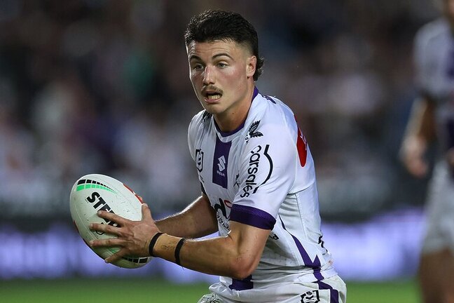 Pezet reportedly makes call on future with major contract clause