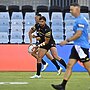 Mavrik Geyer warms up with Penrith.