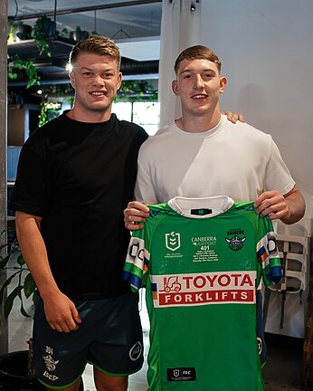 Matty Nicholson with fellow Englishman Morgan Smithies at his jersey presentation for his club debut.