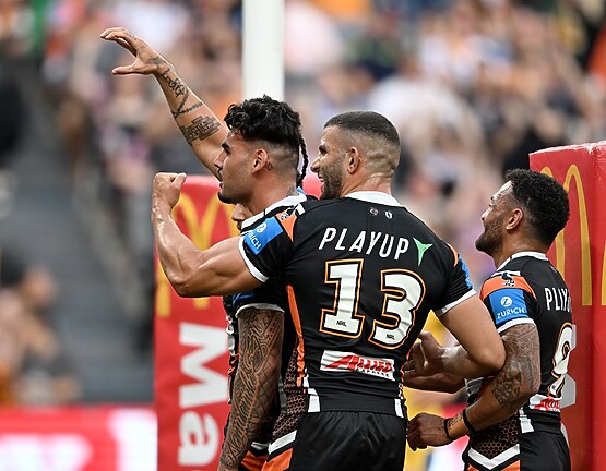 Eels outshine Tigers in Round 7 clash