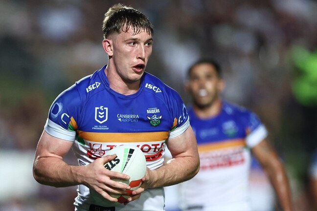 Matty's Pain: Sidelines Await, Healing's on the Horizon