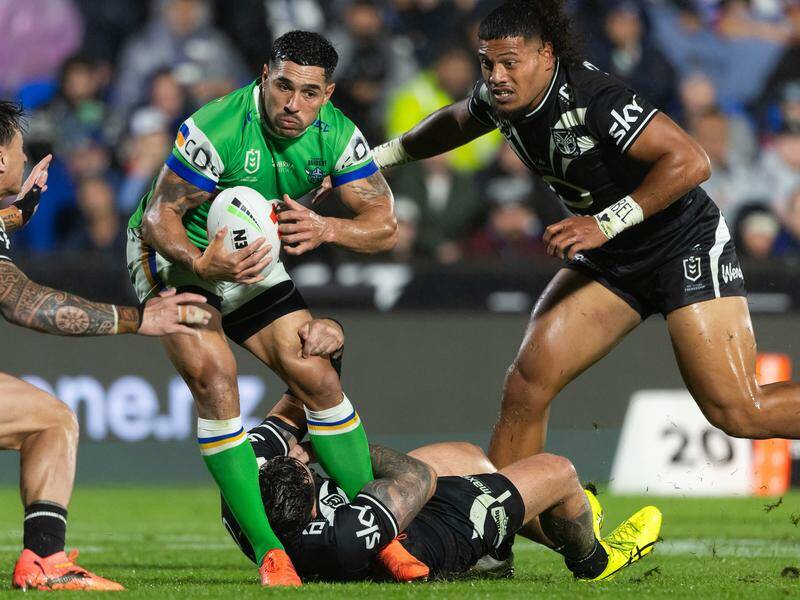 A late try by Jamal Fogarty has helped the Raiders stun the Warriors in Auckland. Photo: Brett Phibbs/AAP PHOTOS