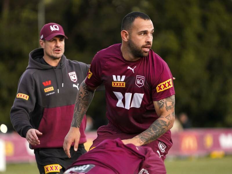 Queensland squad member Josh Kerr (right) was sanctioned for comments about referee Ashley Klein. Photo: HANDOUT/QUEENSLAND RUGBY LEAGUE
