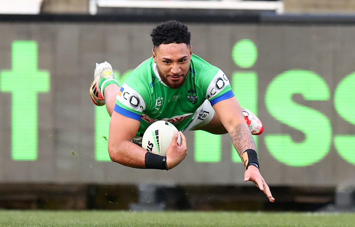 Sasagi Re-signs with Raiders Again