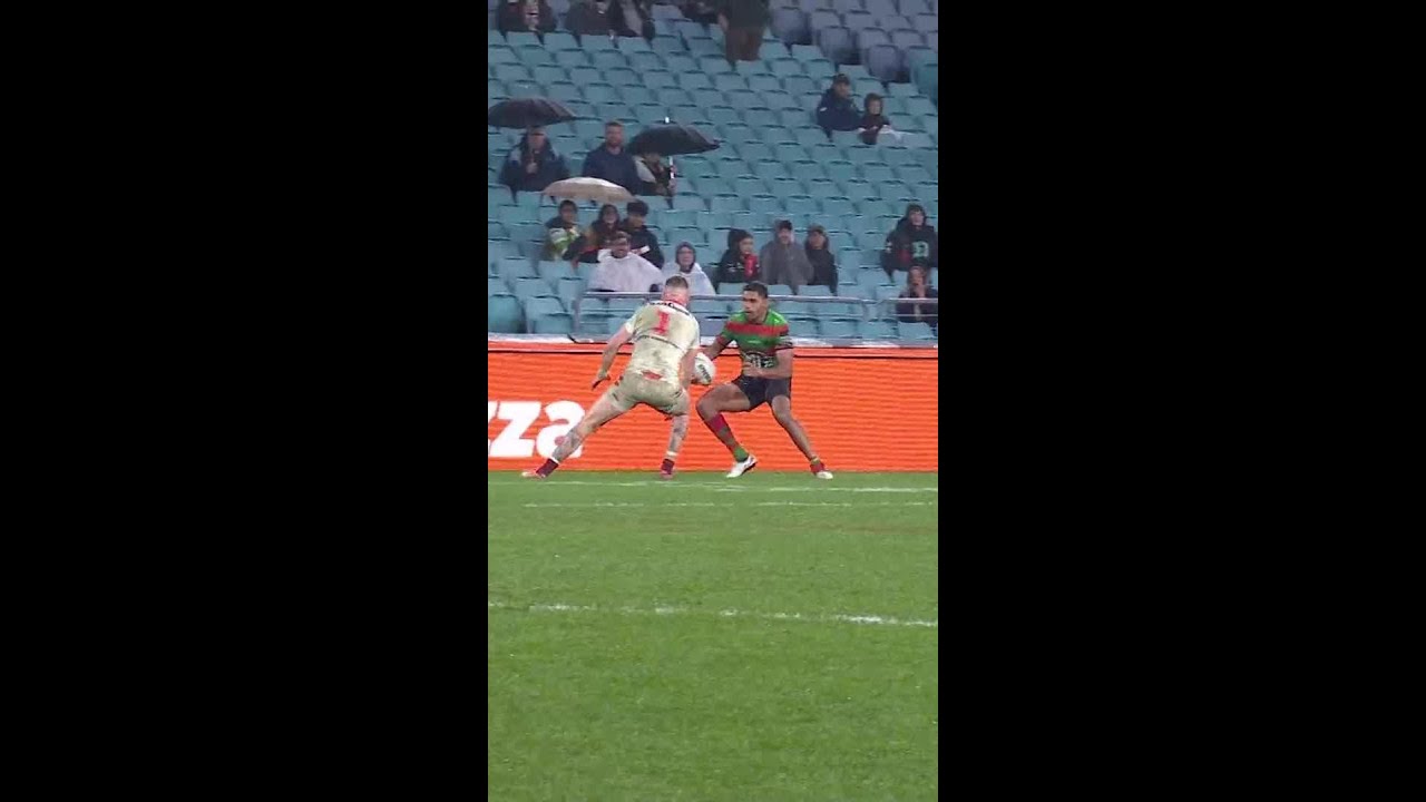STOP IT Tyrone Munro! 🥵 #9WWOS #NRL