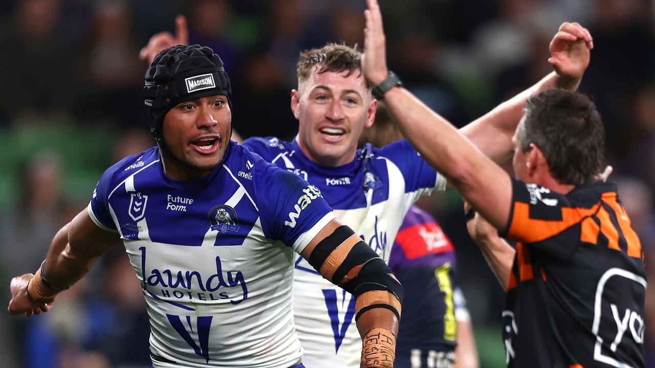 Friday night at the NRL? I’ll give it five stars