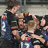 Bulldogs blow finals race wide open with 32-14 win over Warriors