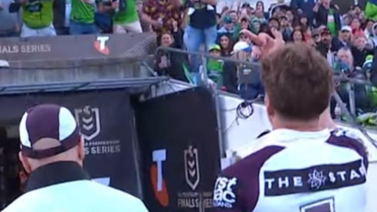Reece Walsh flips Raiders fans the bird after headbutt sin bin, claims of comments about his daughter from fans