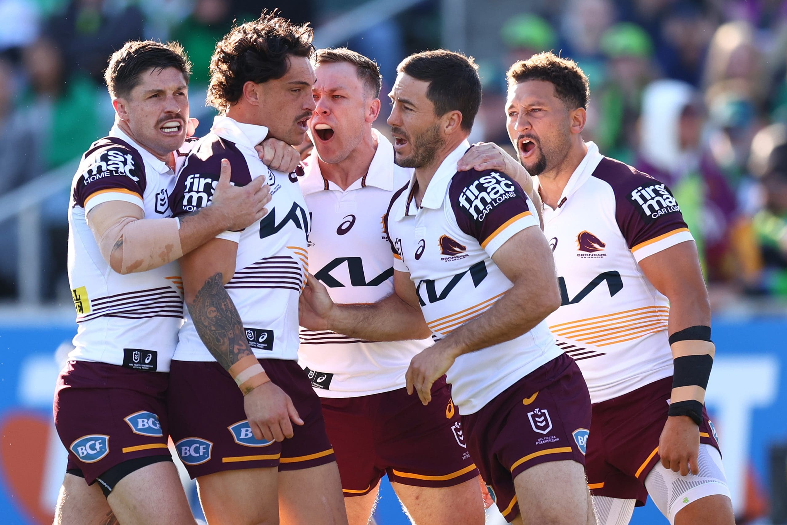Hunt or Reynolds? Brisbane set for halves conundrum