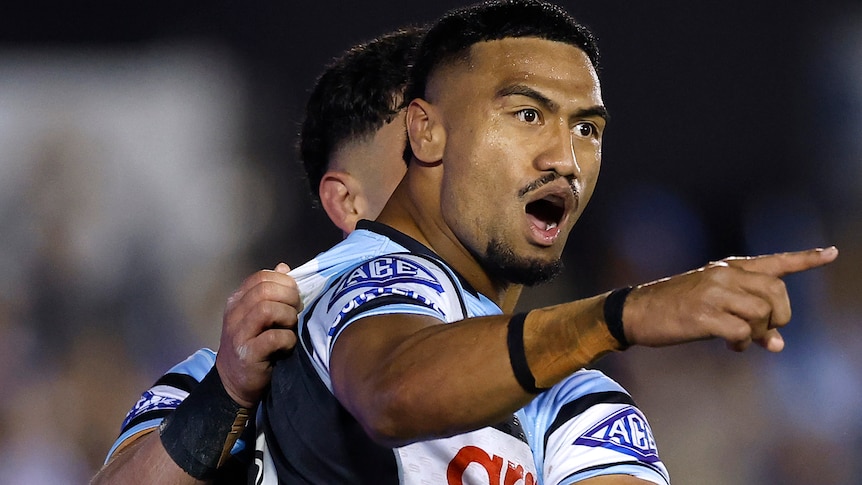 Ronaldo Mulitalo gestures during Cronulla's NRL elimination final.