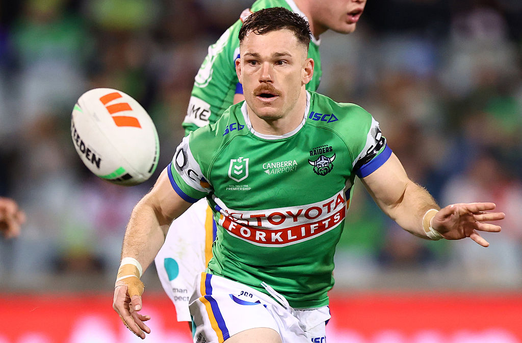 Starling looking to fight fire with fire against the Sharks
