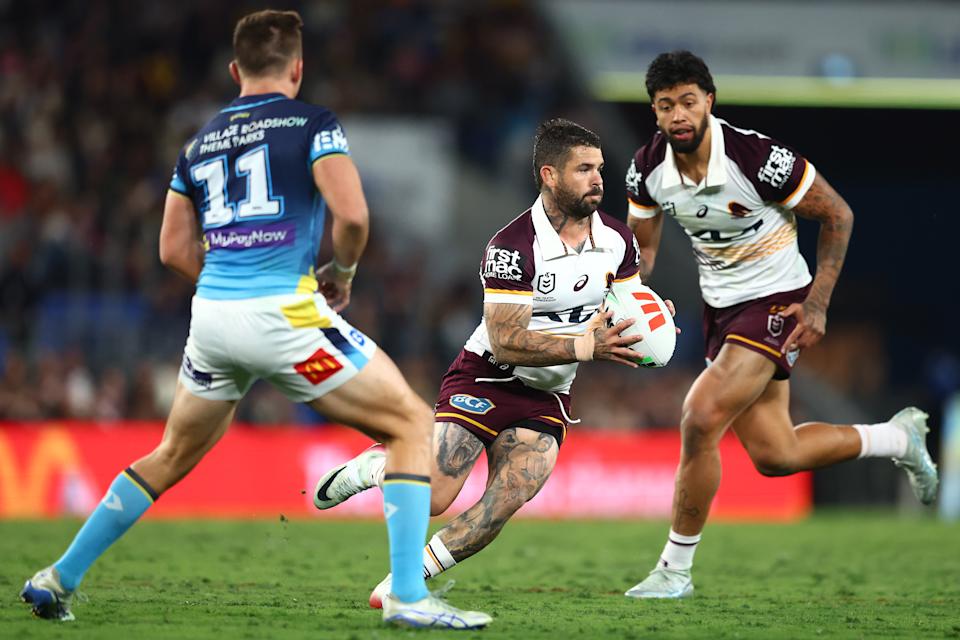 Walters Challenges Tallis on Reynolds' Exclusion
