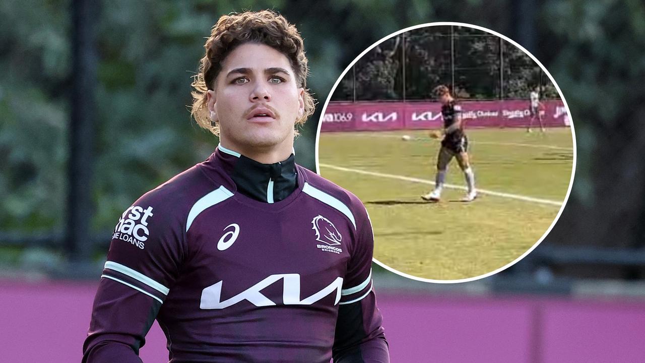 Reece Walsh suffers injury scare at Broncos training, telling Gehamat Shibasaki selection update