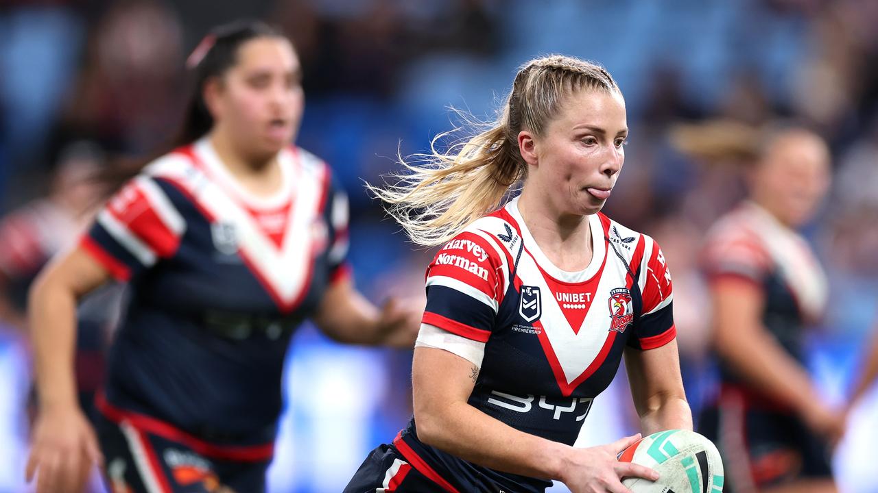 NRLW Round 10: Roosters win 26-14 over Raiders