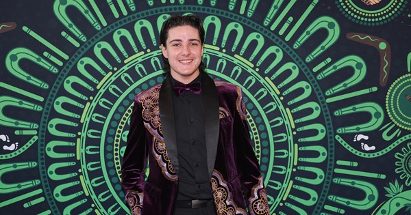 Raiders congratulate Axel Wellings on NRL School to Work Award