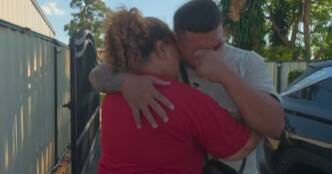 The heartwarming moment which brought a Raiders legend and his mum to tears