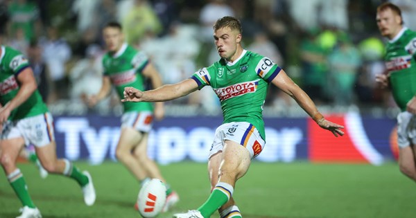 Sanders among four setting early pace in medal race