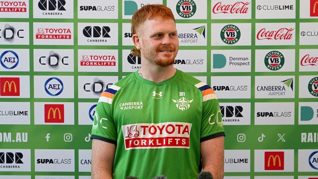 Horsburgh excited for Sharks forward pack battle