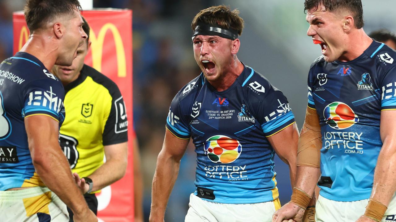 Titans rookie Oliver Pascoe is set to squeeze premiership-winning hooker Sam Verrills out of the Gold Coast