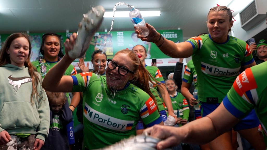 NRLW Team Song: Raiders v Warriors