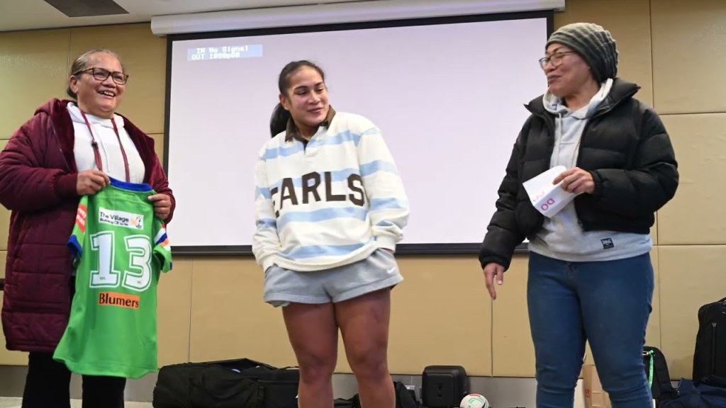 Simaima Taufa jersey presentation